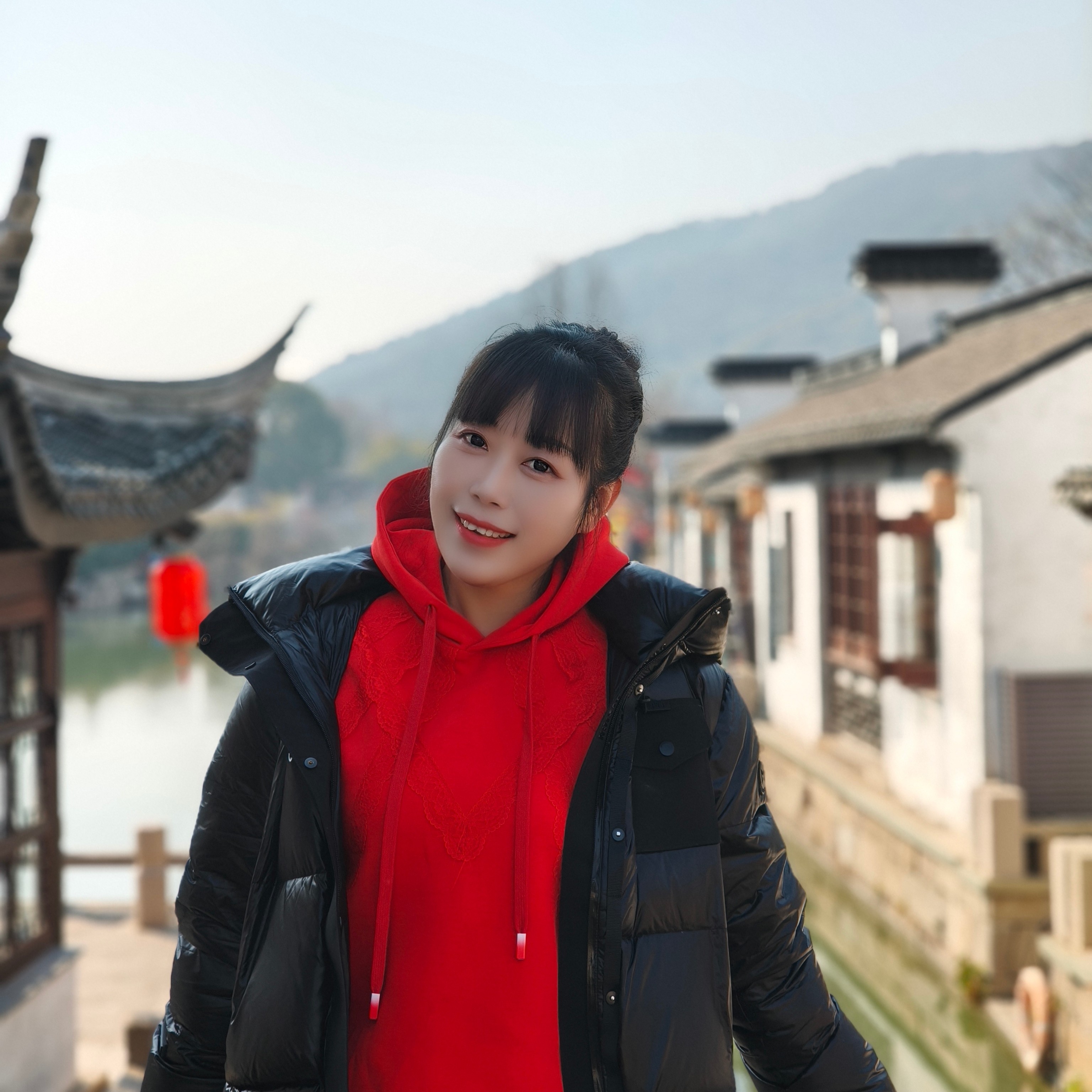 凌距离不是零距离的照片