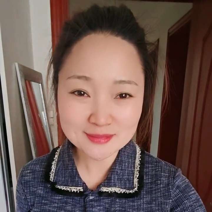 贤惠御姐的照片