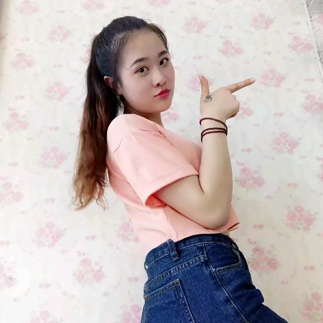 雪白泪了香水的照片