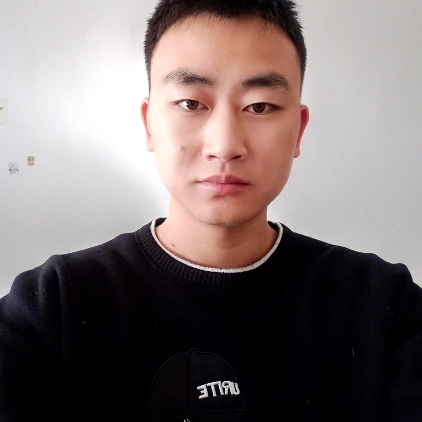 清脆踢秋月的照片