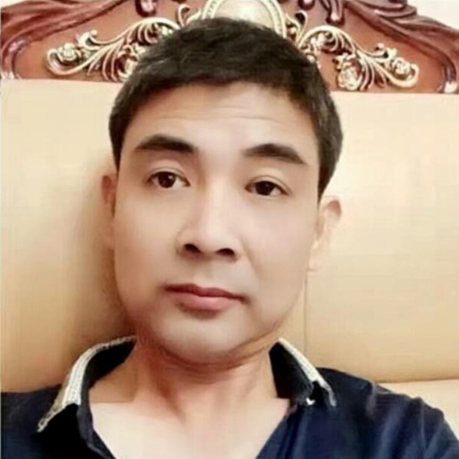 只需一人的照片