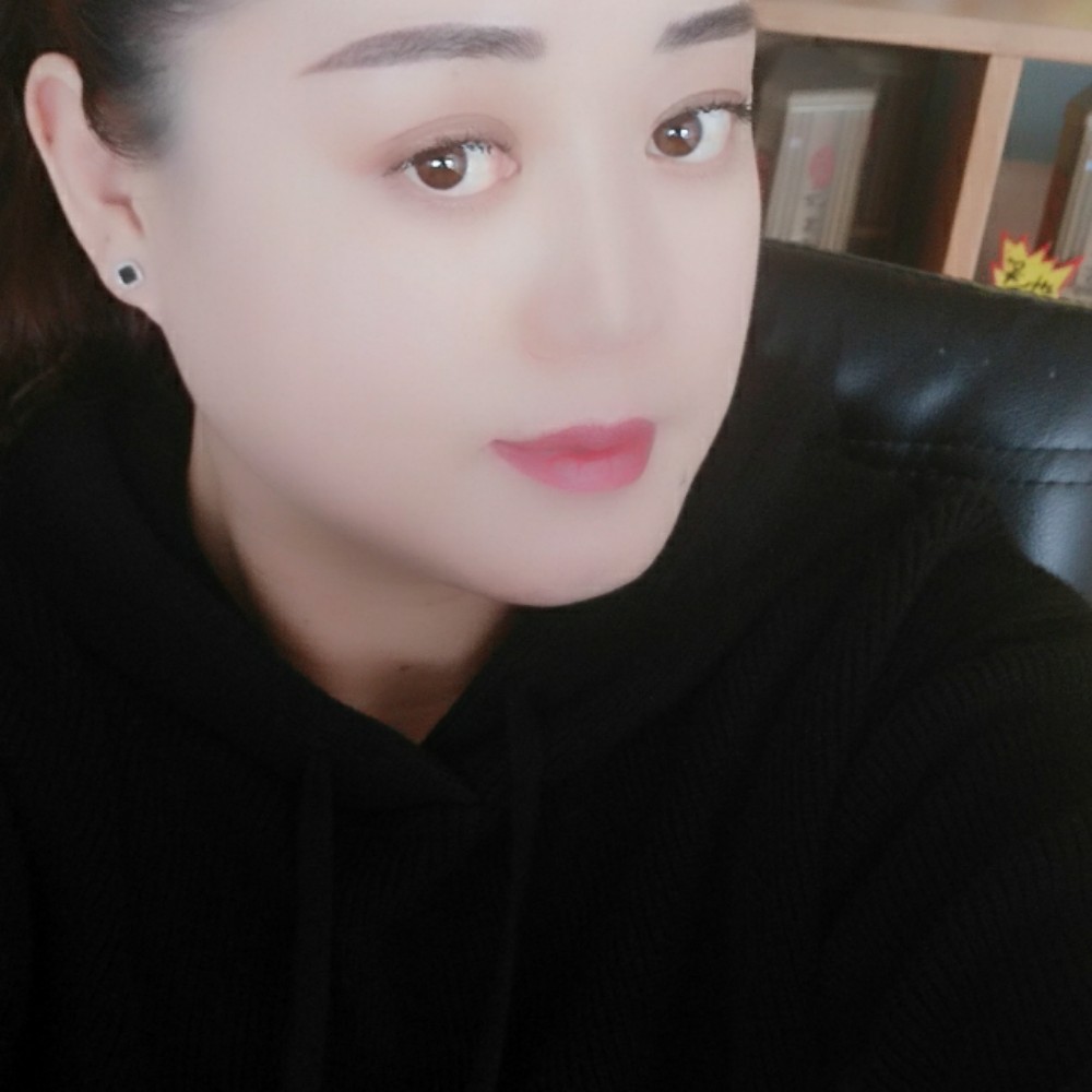 超级浅吻香水的照片