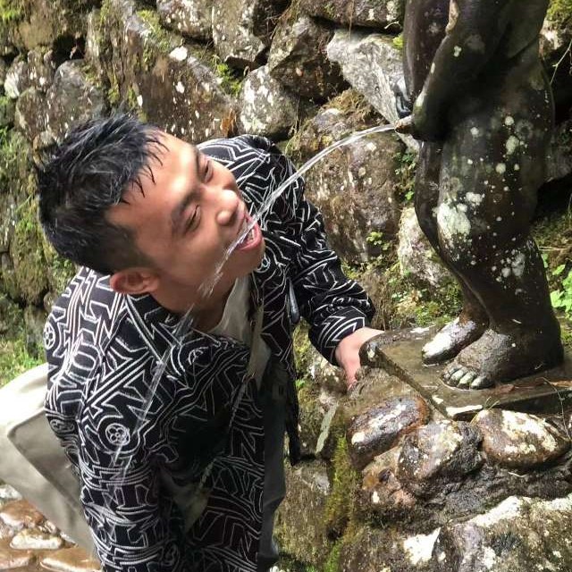 离我远点的照片