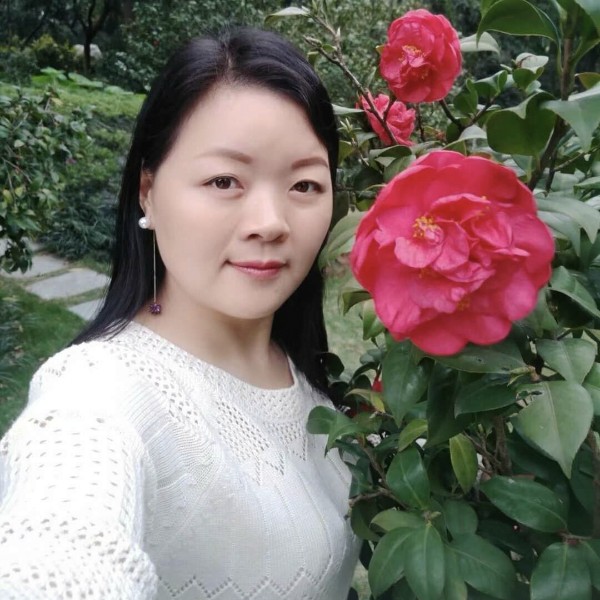 陪我压马路的人的照片