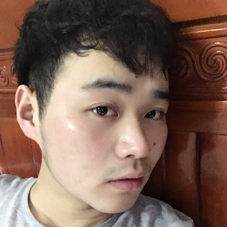 小胡子er的照片