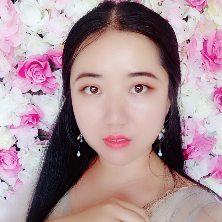 可靠蝶衣的照片