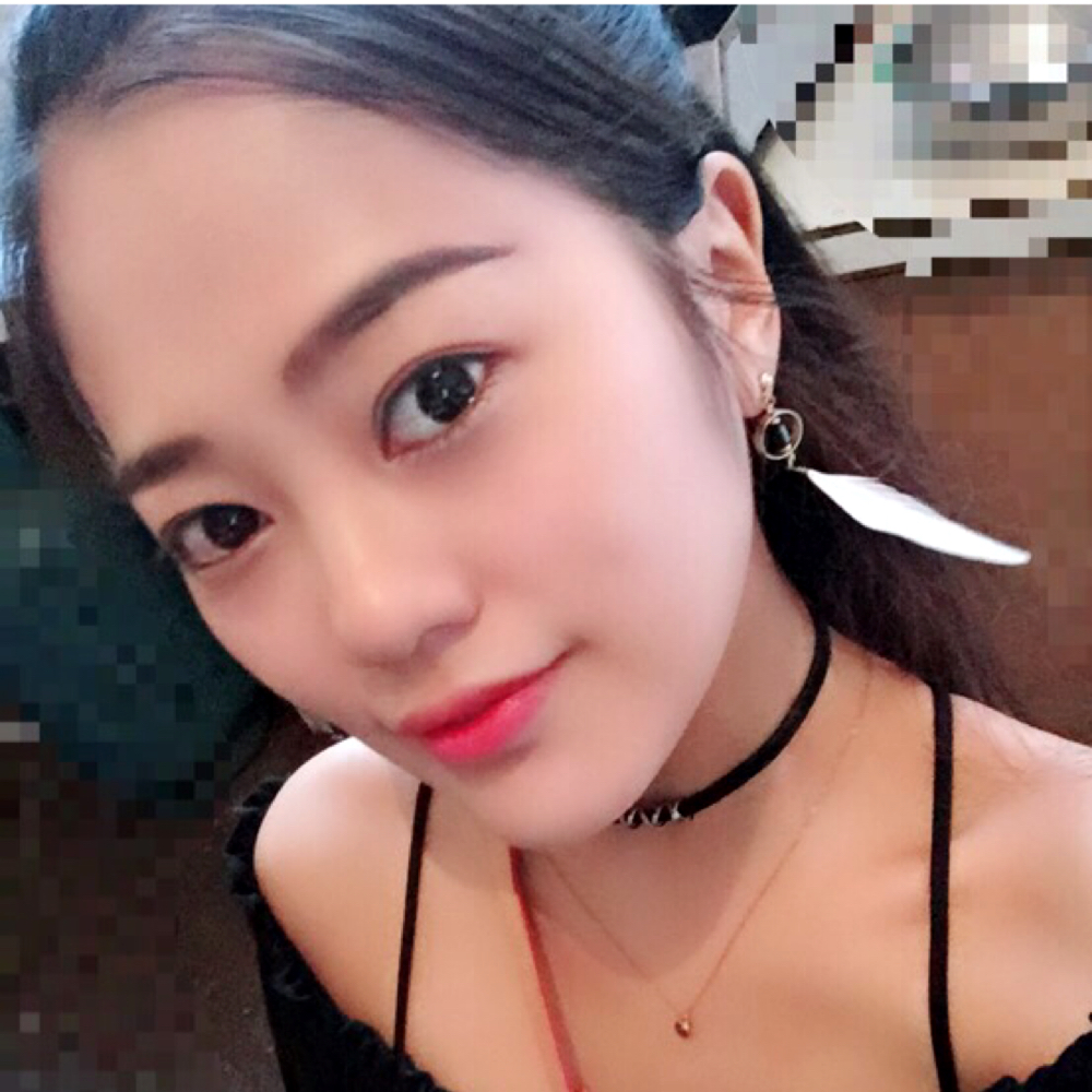 小依,的照片