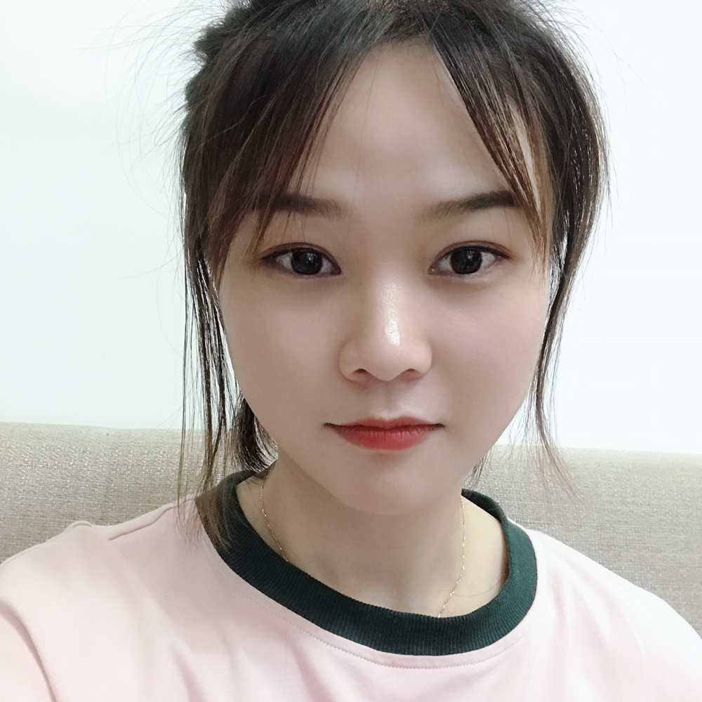 小璐璐子的照片