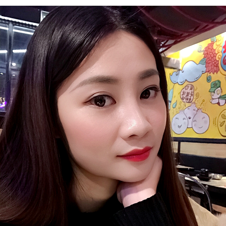 楼房的活泼的照片