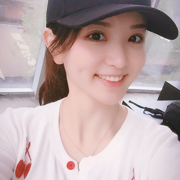 幽默拾忆水蜜桃的照片