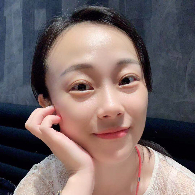 Ta来自西西里的照片