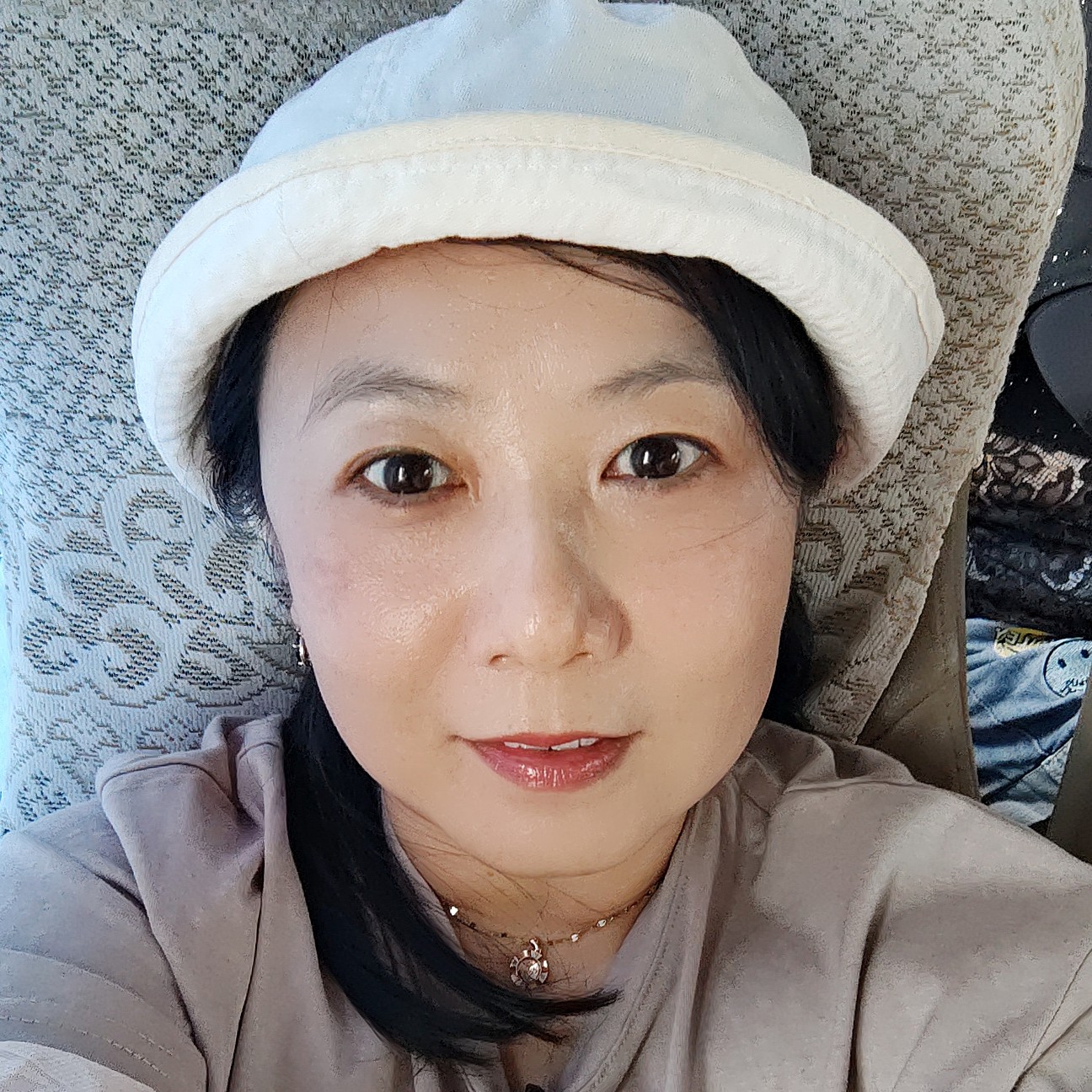 蓝色开心果