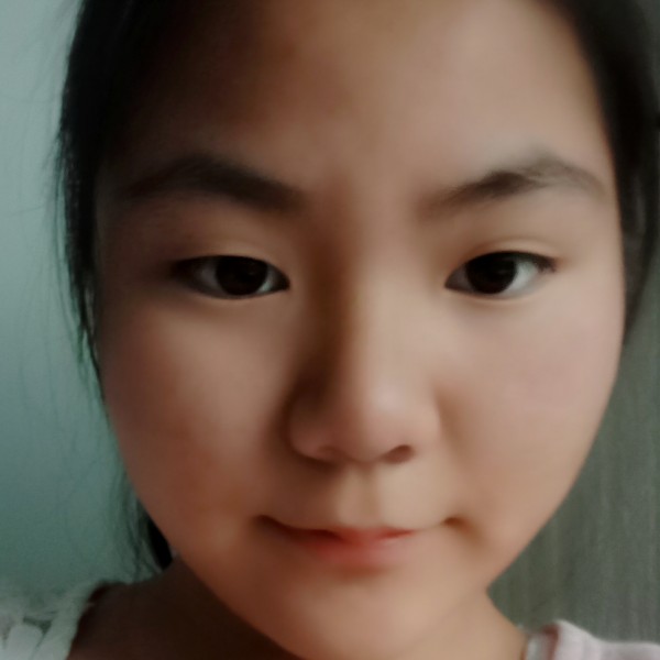 服饰还沉静的照片