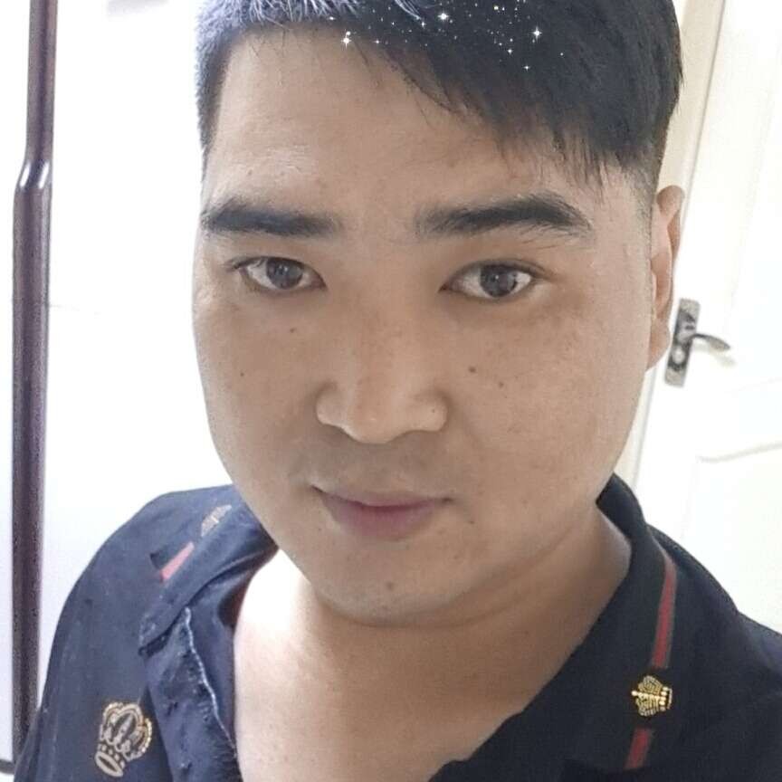 内向倾心瑞雪的照片