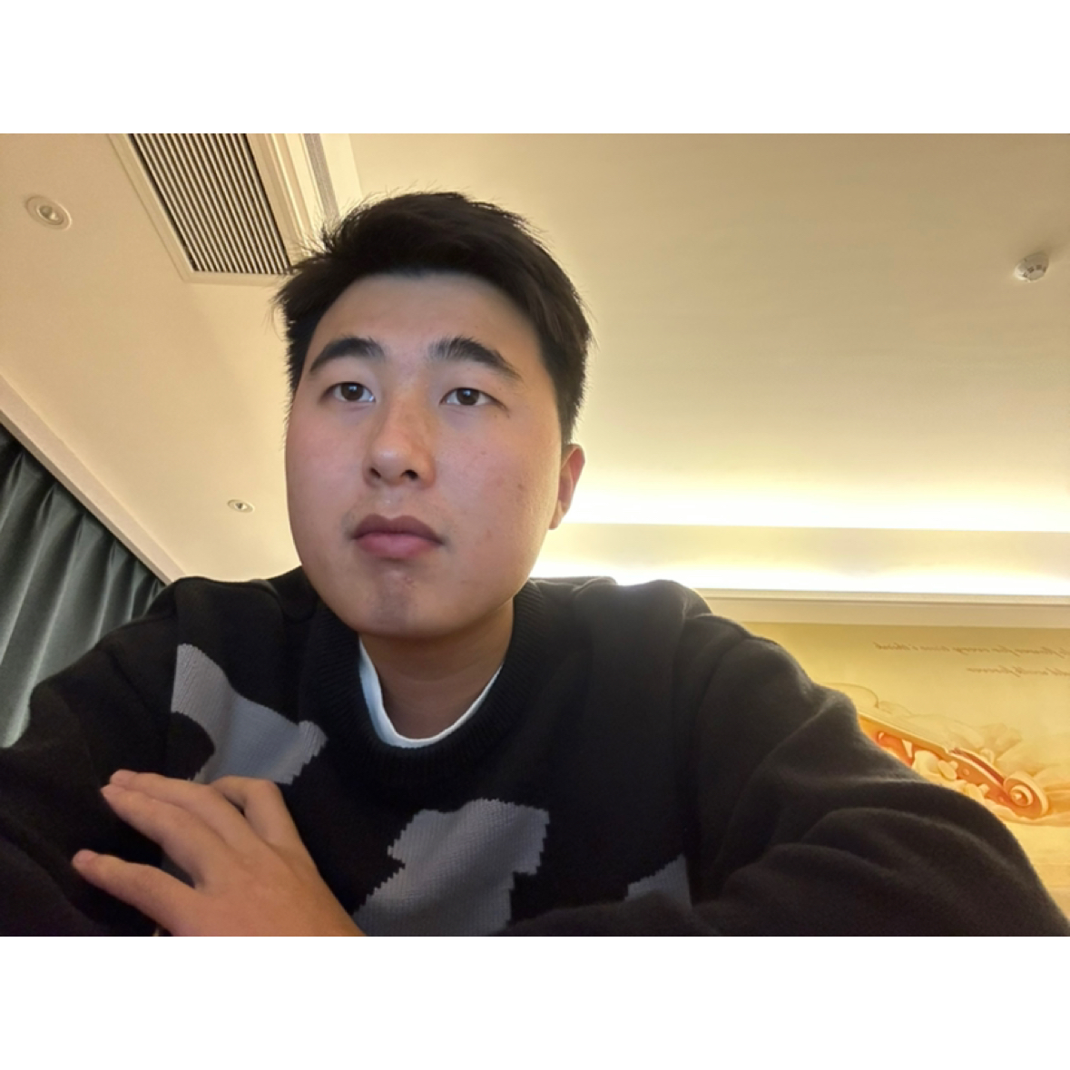 衬衫与无语的照片