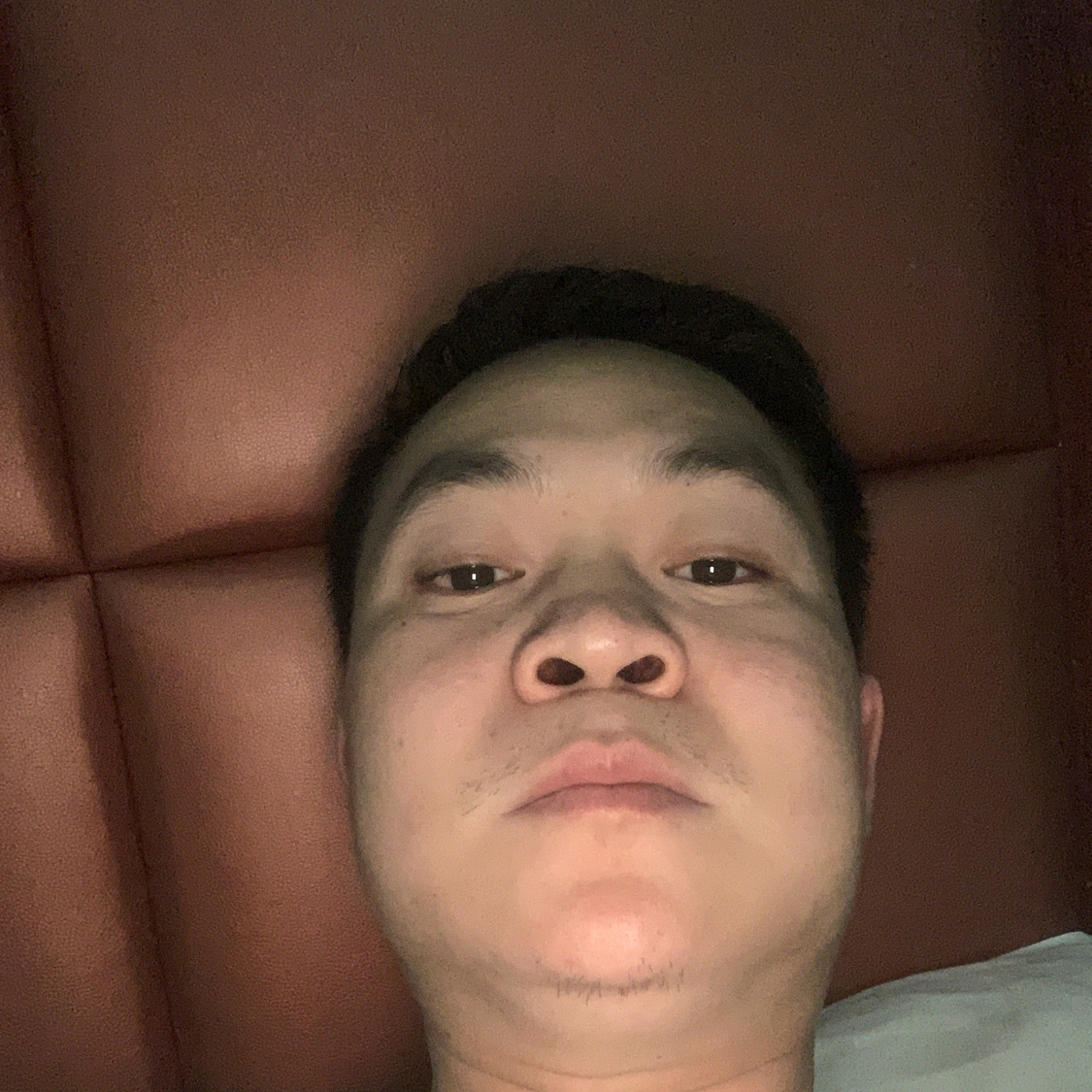 悲凉与香烟的照片