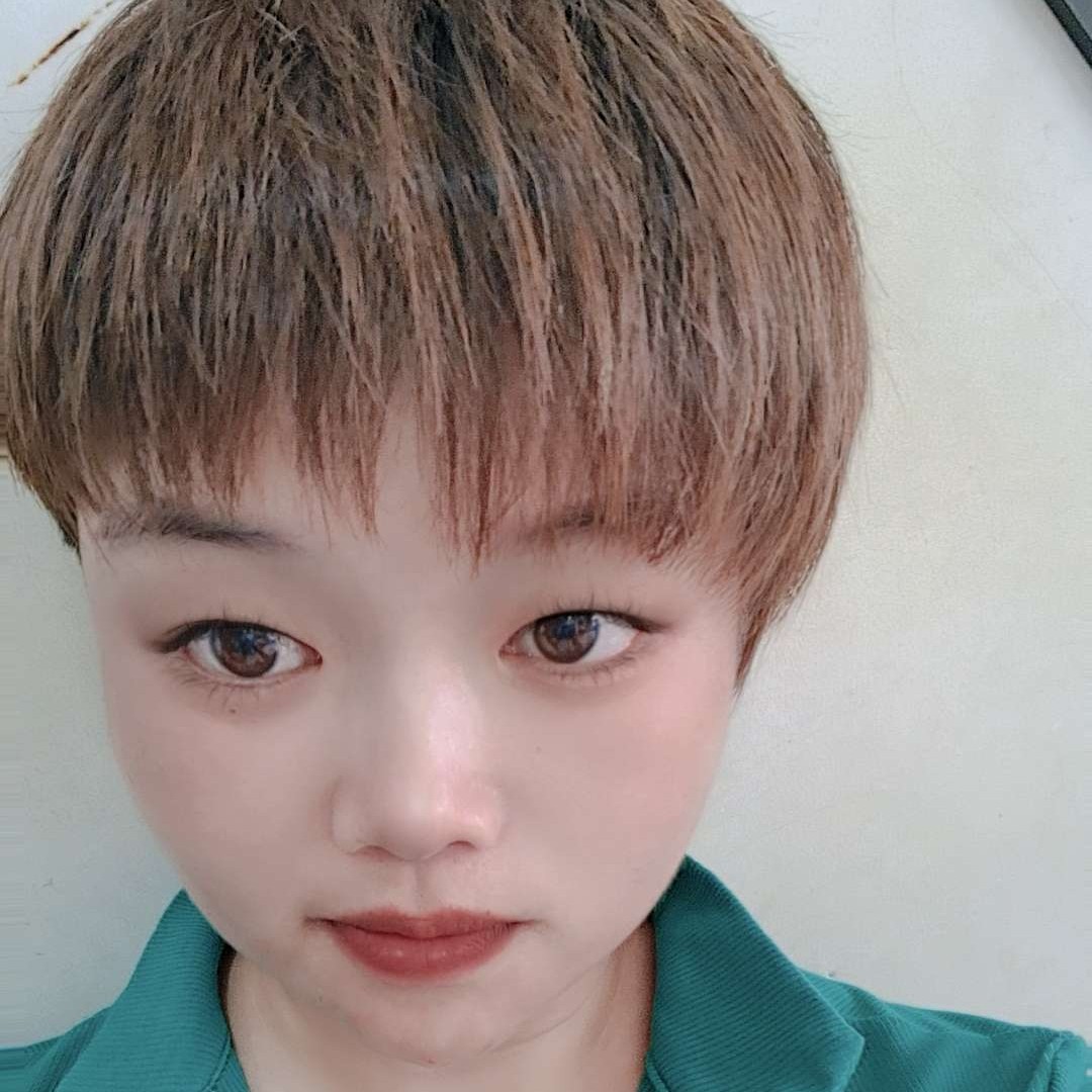 要减肥爱恋菠萝的照片