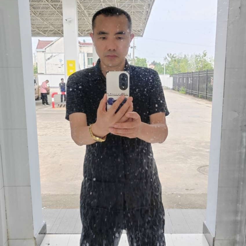 惊鸿爱恋魁梧的照片