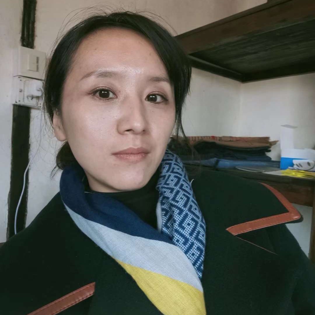 笨石头的照片