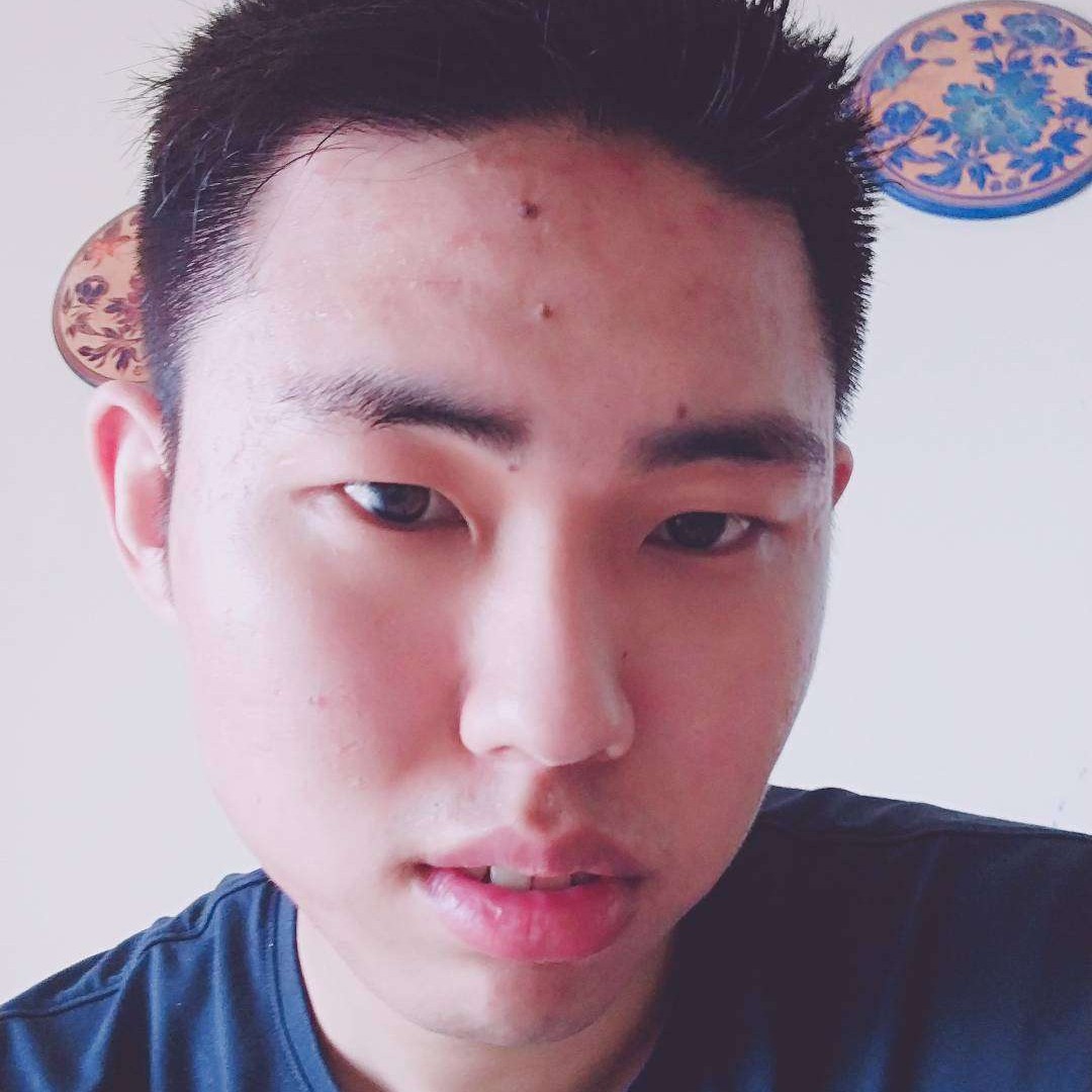 湛蓝色的星空的照片