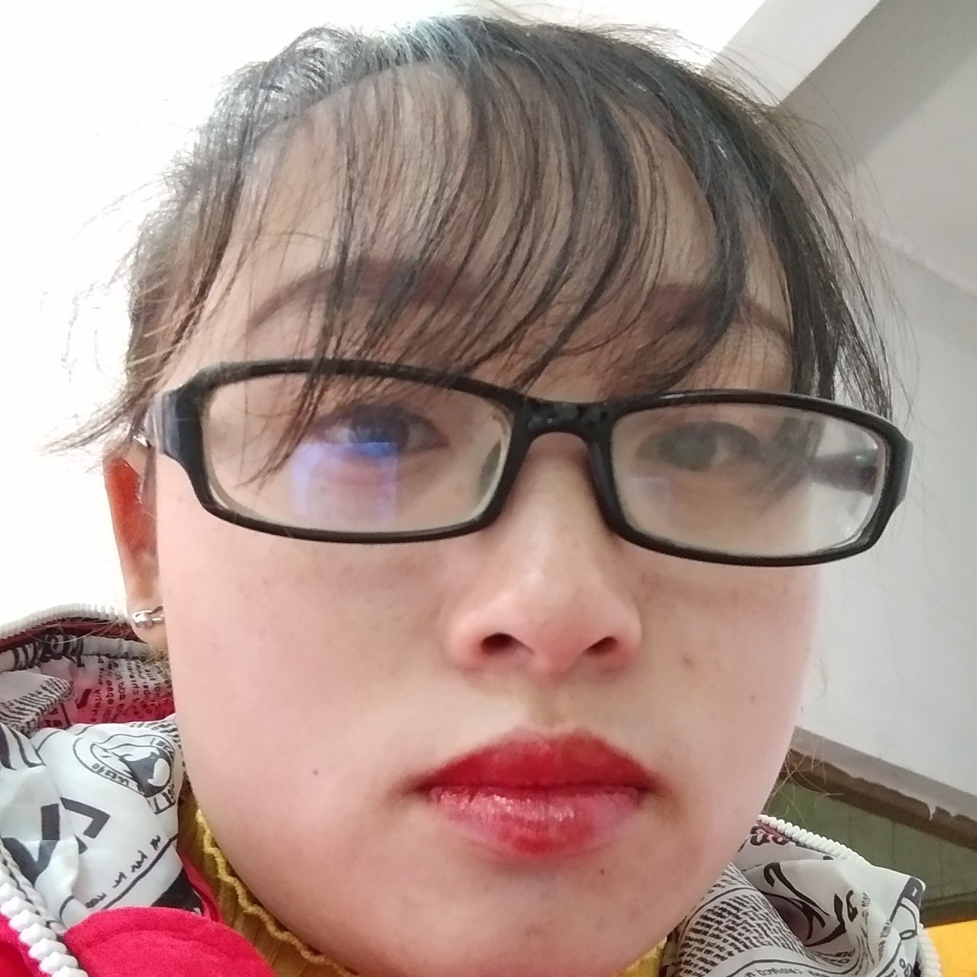 大气凝眸服饰的照片