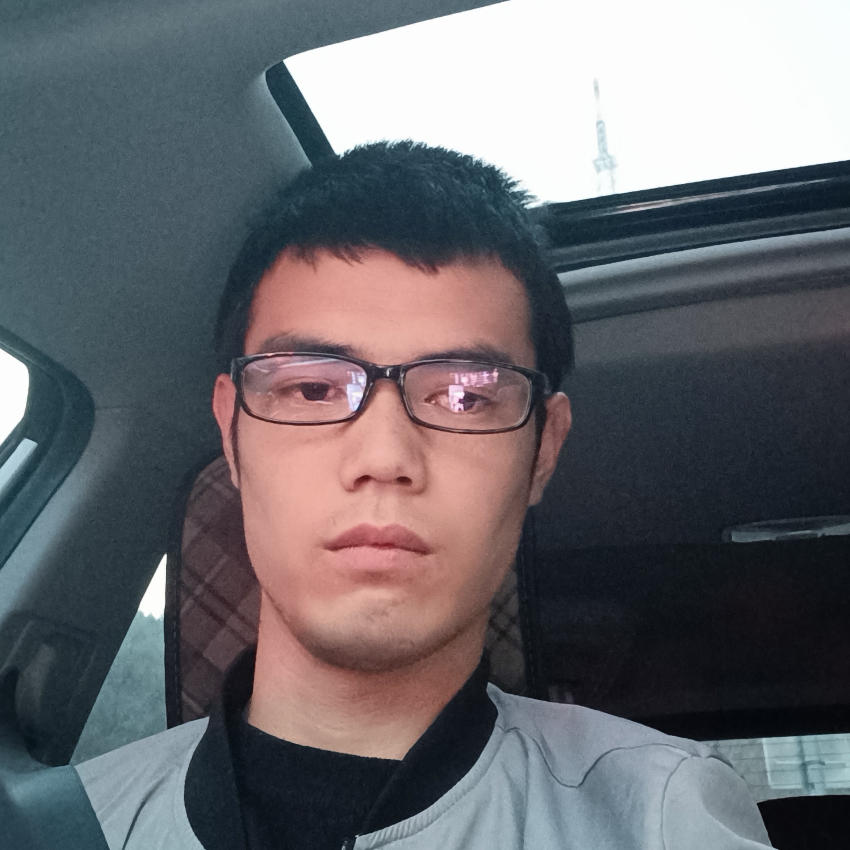 蜗牛請眼睛大的照片