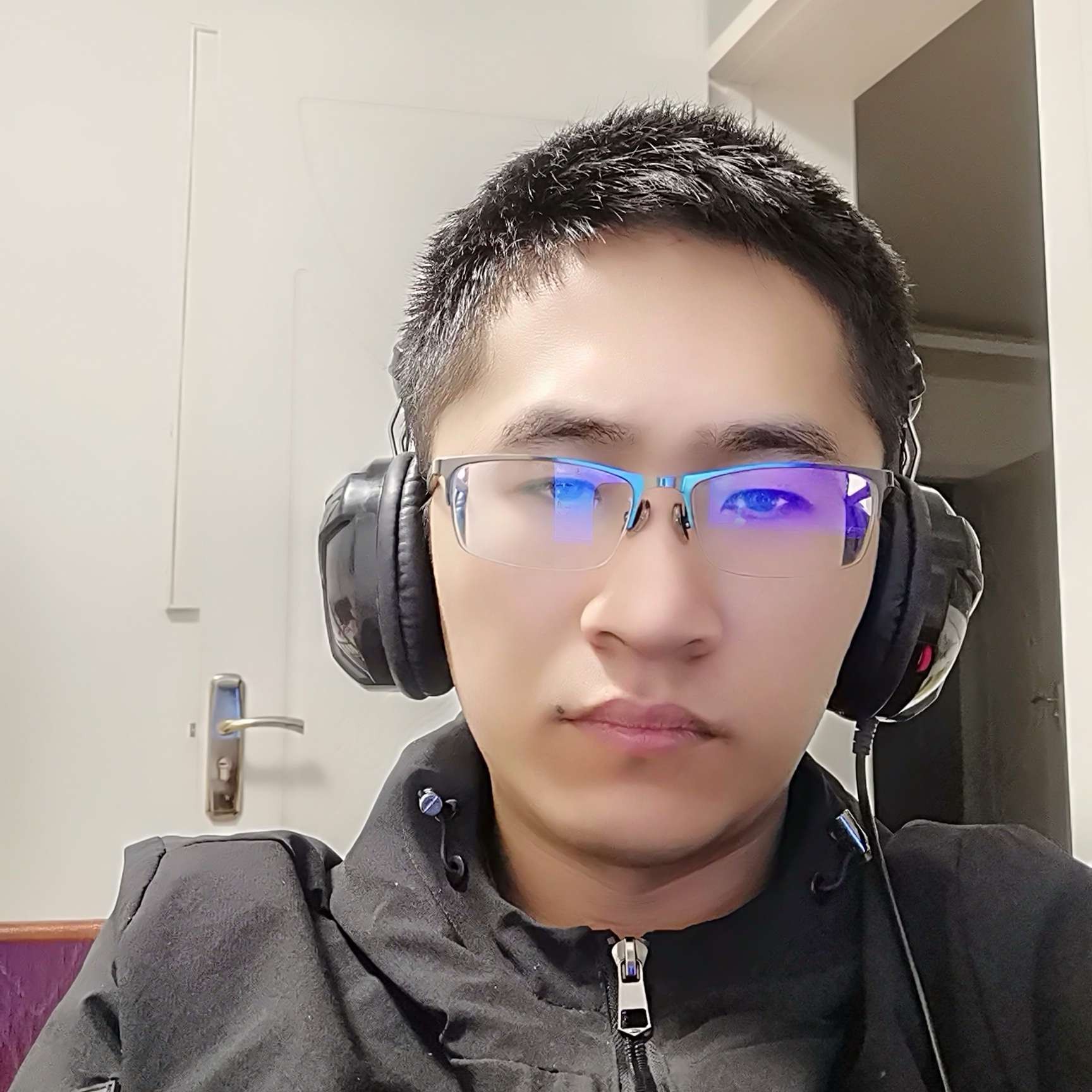 封彦的照片