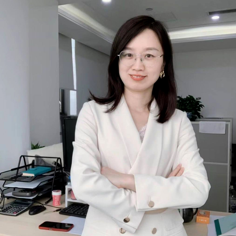 林洁的照片
