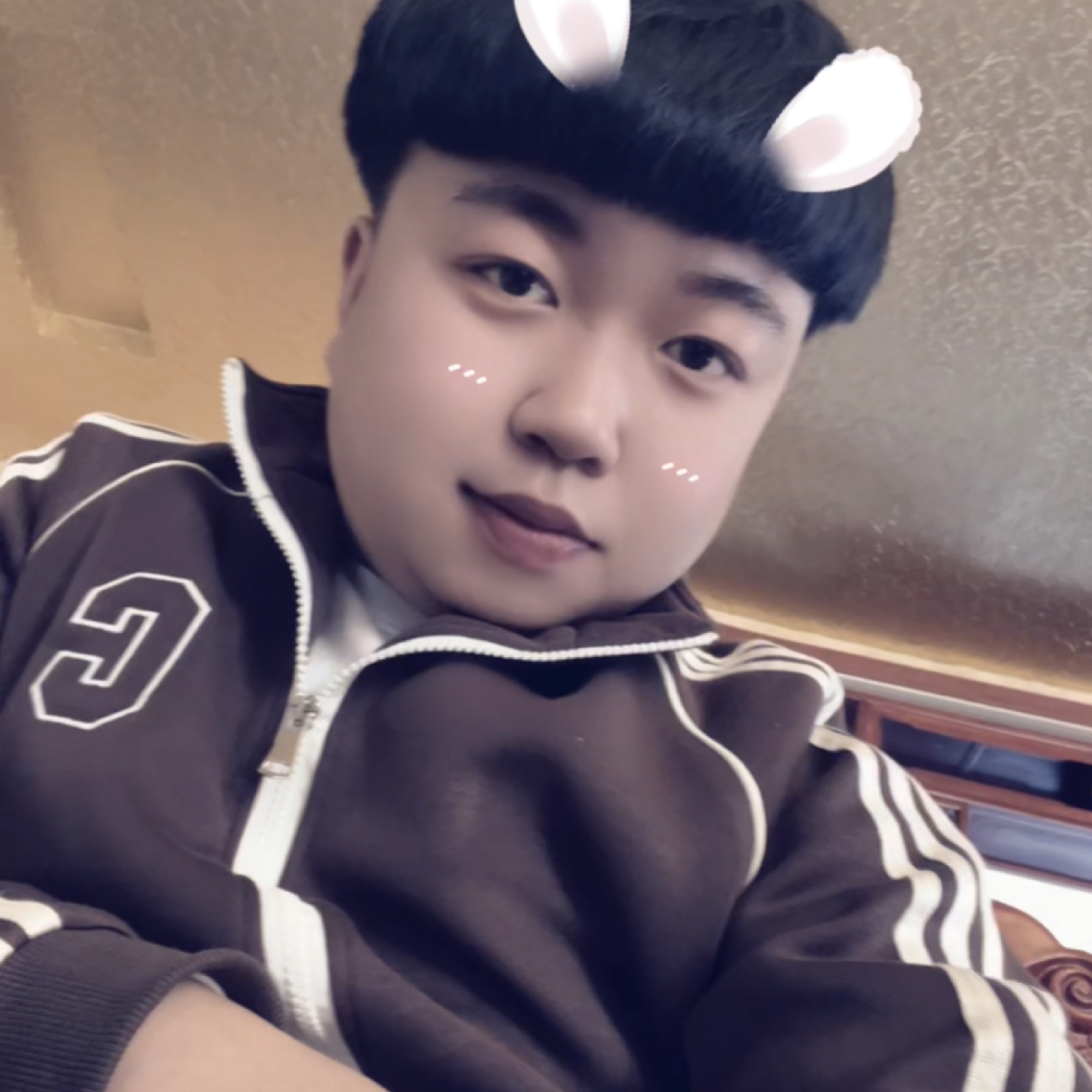约定拿糖豆的照片