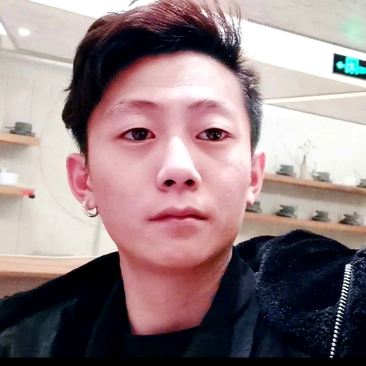 旧时光de蓝眼泪的照片