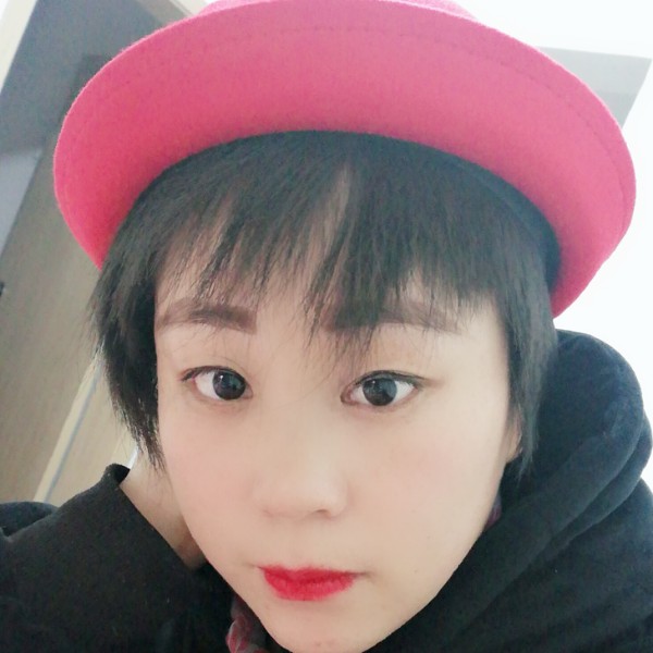 以马内利毛毛的照片