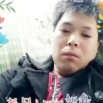 明理给小兔子的照片