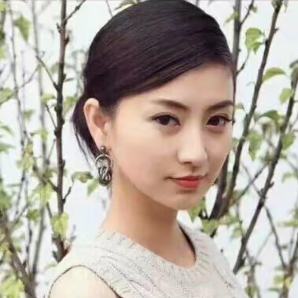 淡淡的清雅的照片