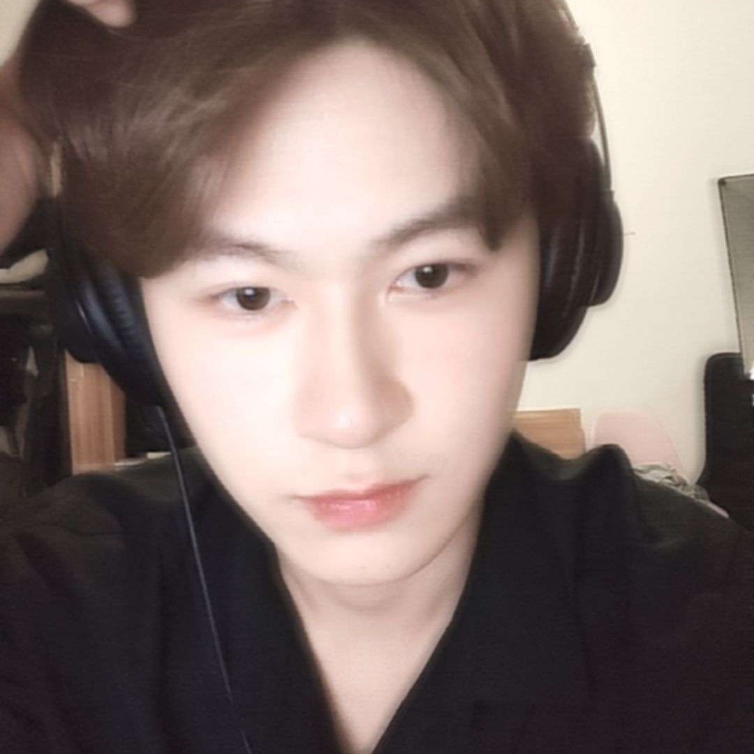 乔妮娜莎碧样的照片