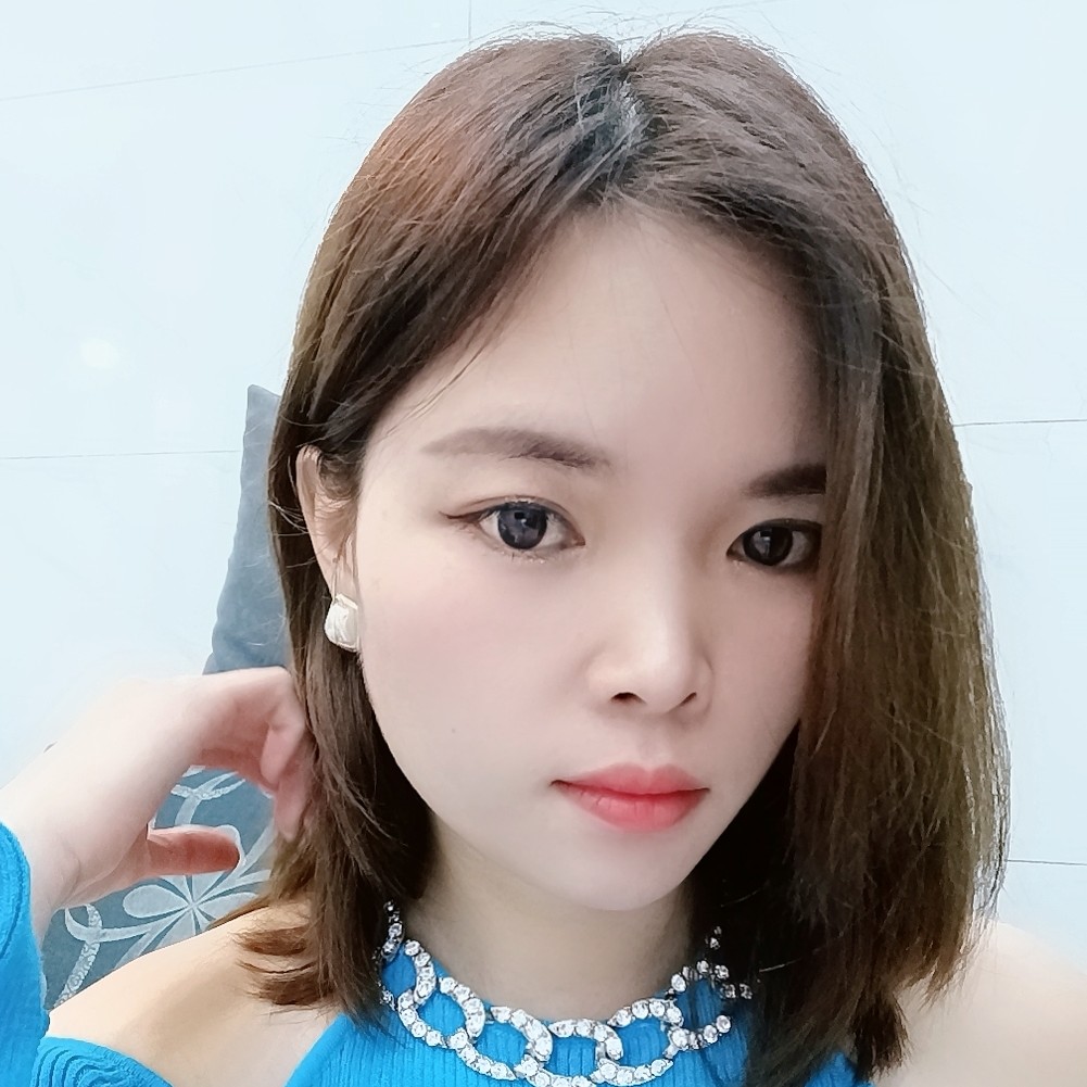 黄军琴的照片