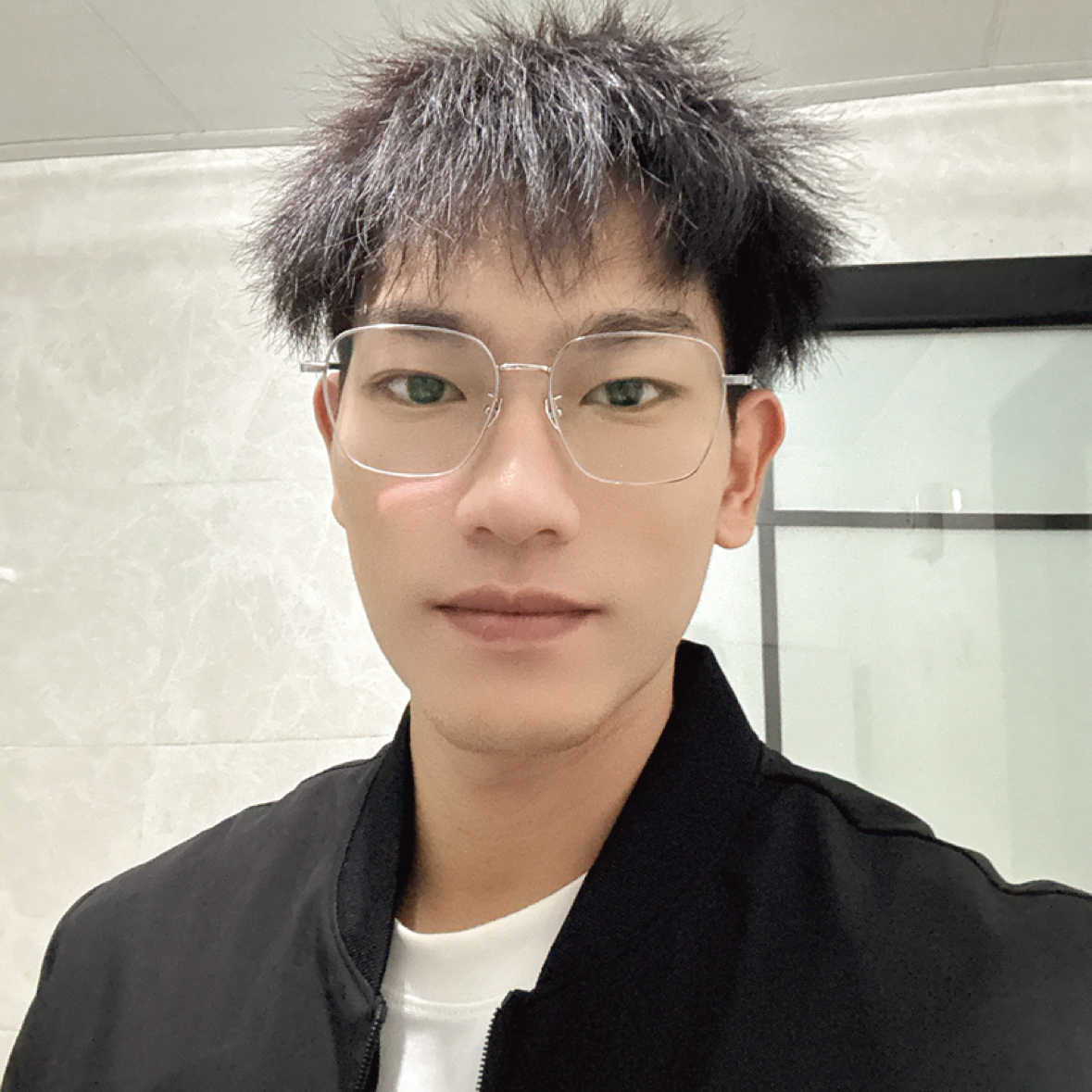 阳光下de冰山的照片