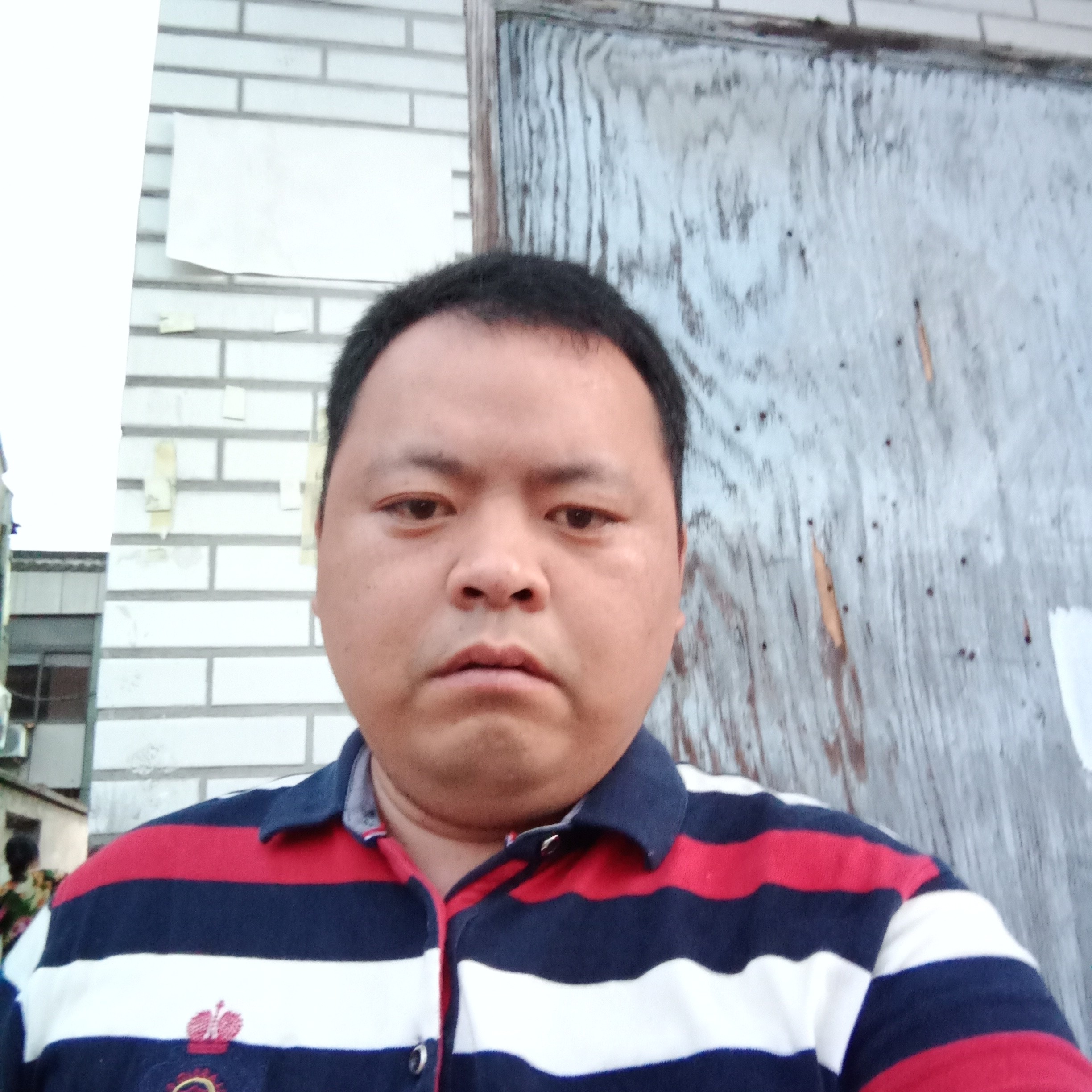 期待说错落的照片