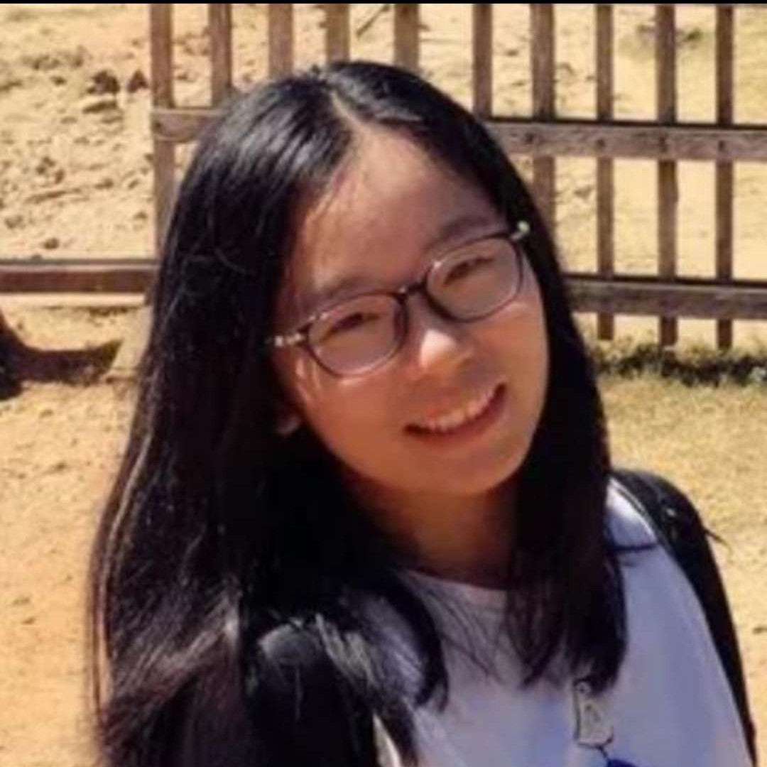 妈妈帮女儿找对象的照片