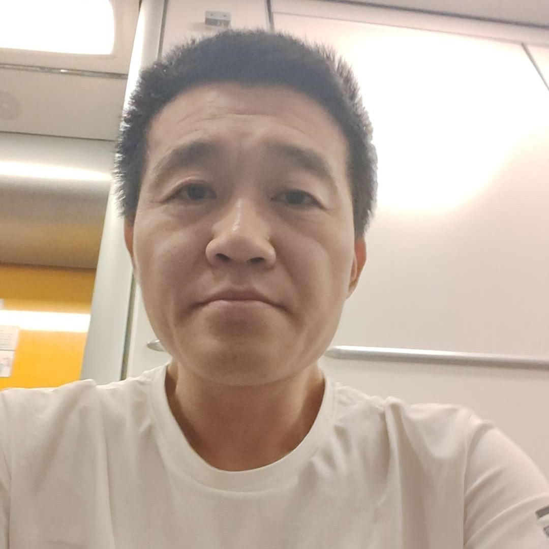 草根柱子的照片