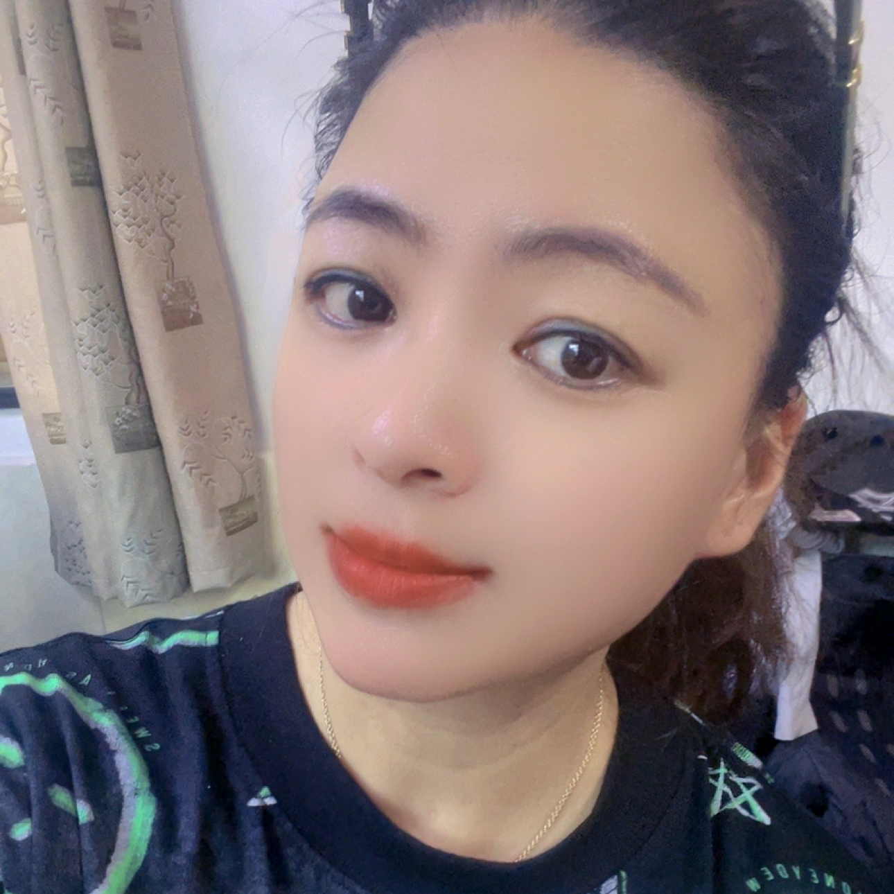 a中年少女的照片