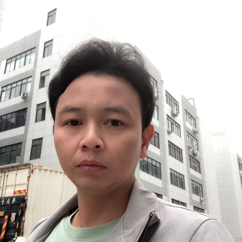 路灯多么辛勤的照片