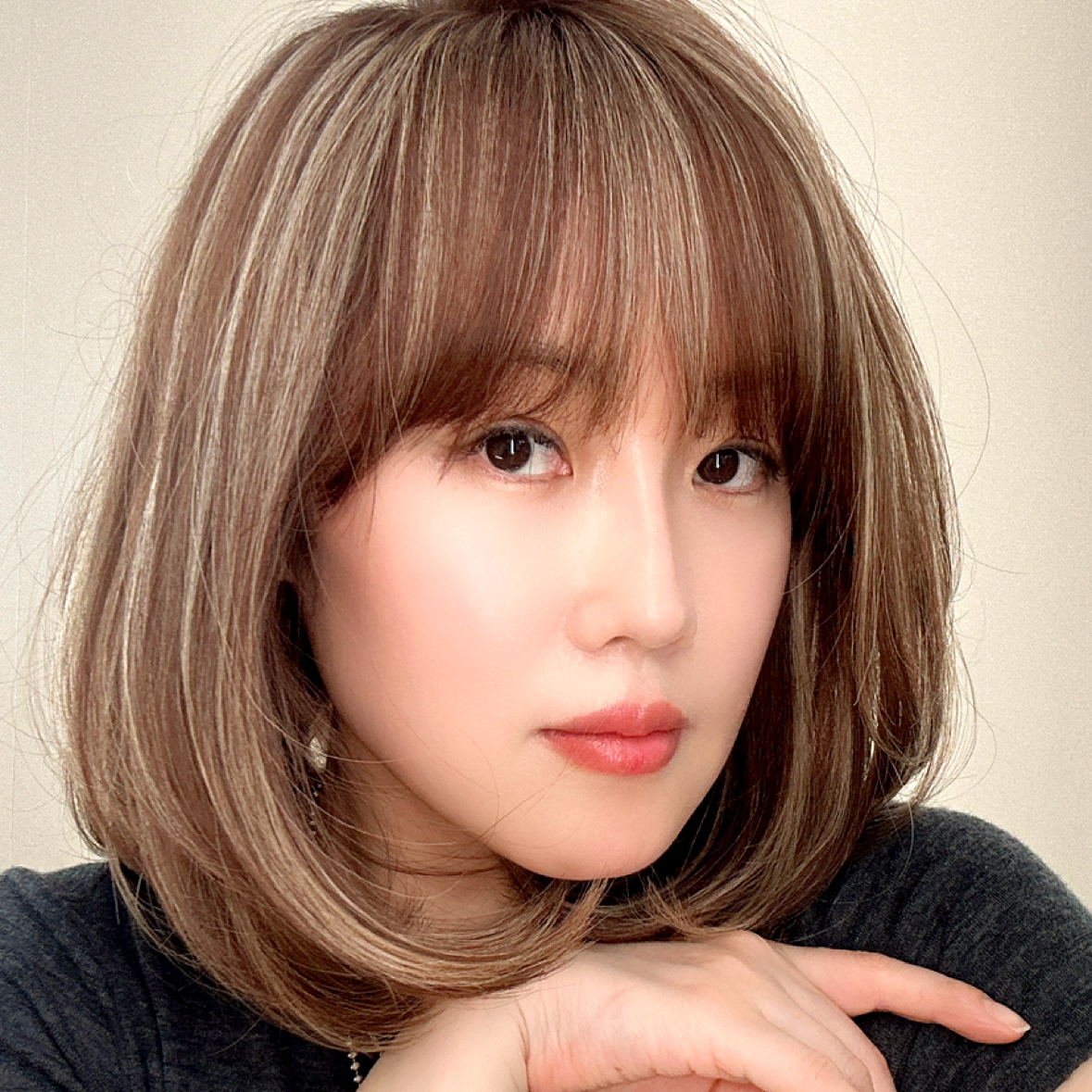 爱笑的铲屎官的照片