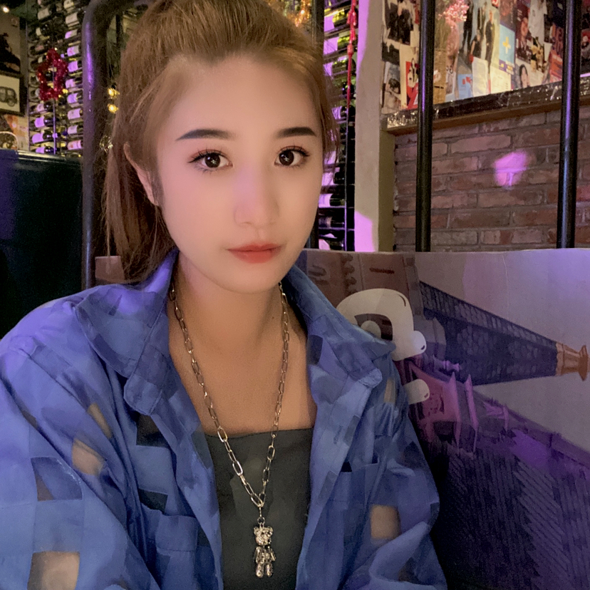 尘宵扯欢呼的照片