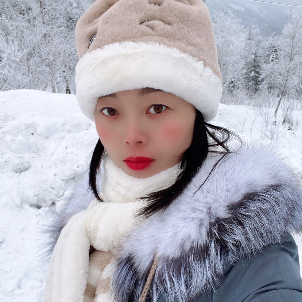 沉默的意思。的照片