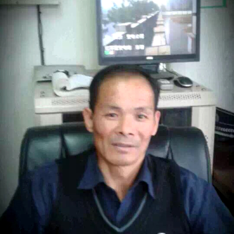 小猫咪的调皮的照片