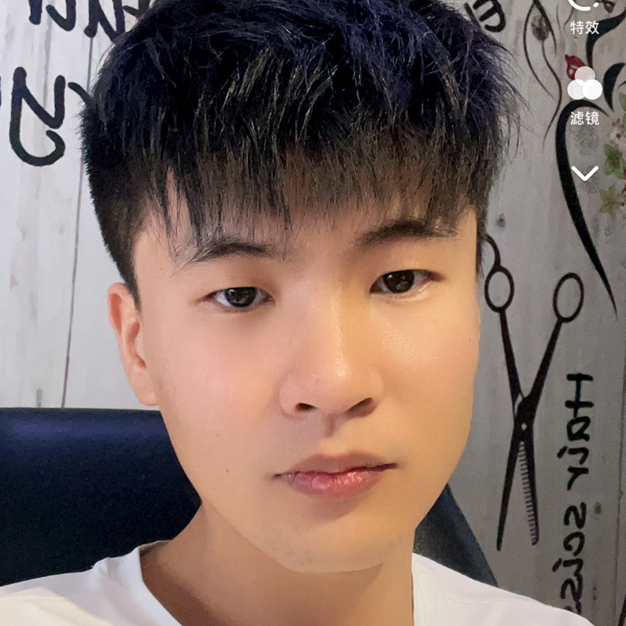 花钱说话都是骗人的照片
