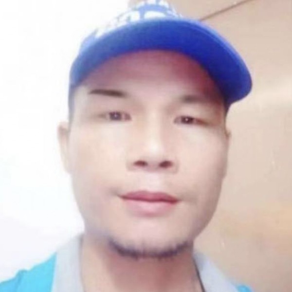 水杯俊逸的照片