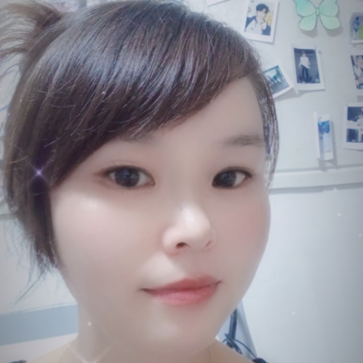 入玫瑰林的照片