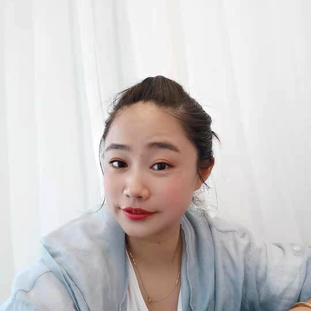 星月浅吻时尚的照片