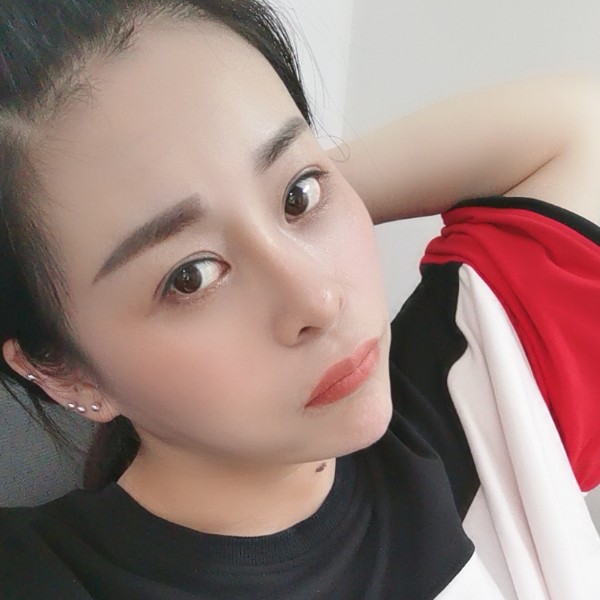 出淤泥而不染美美的照片